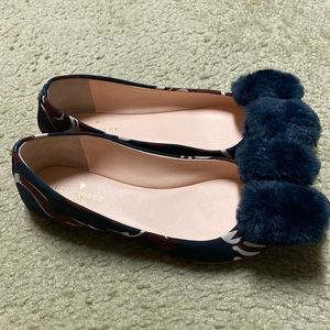 Multi color Kate Spade flats. Size 7 like new. Worn maybe twice.